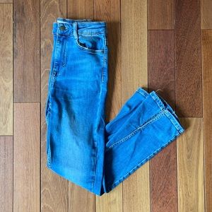 Zara Cropped Align Blue Jeans